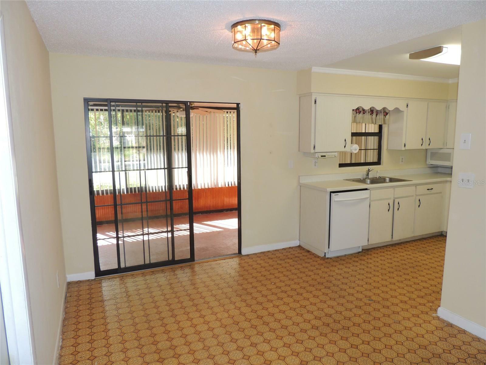 Property Photo:  3239 NW 44th Place  FL 32605 