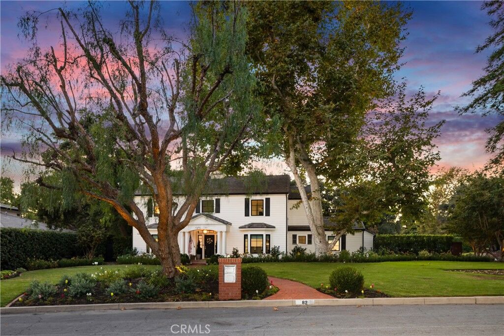 Property Photo:  82 Woodland Lane  CA 91006 