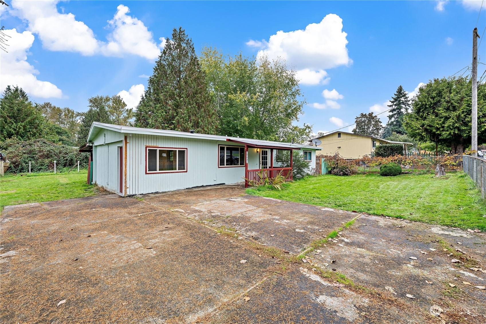 Property Photo: 27421 118th Avenue SE WA 98030