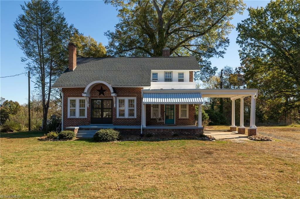 Property Photo:  215 S Glenn Street  NC 27048 