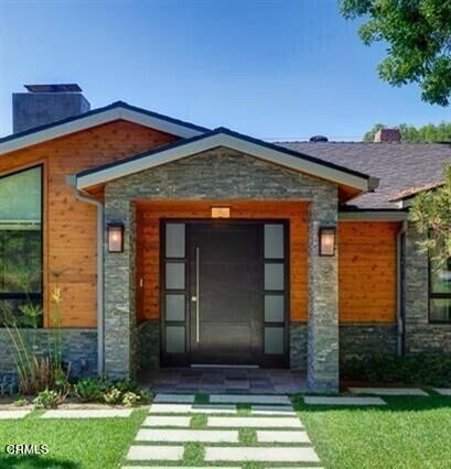 Property Photo:  832 Lynnhaven Lane  CA 91011 