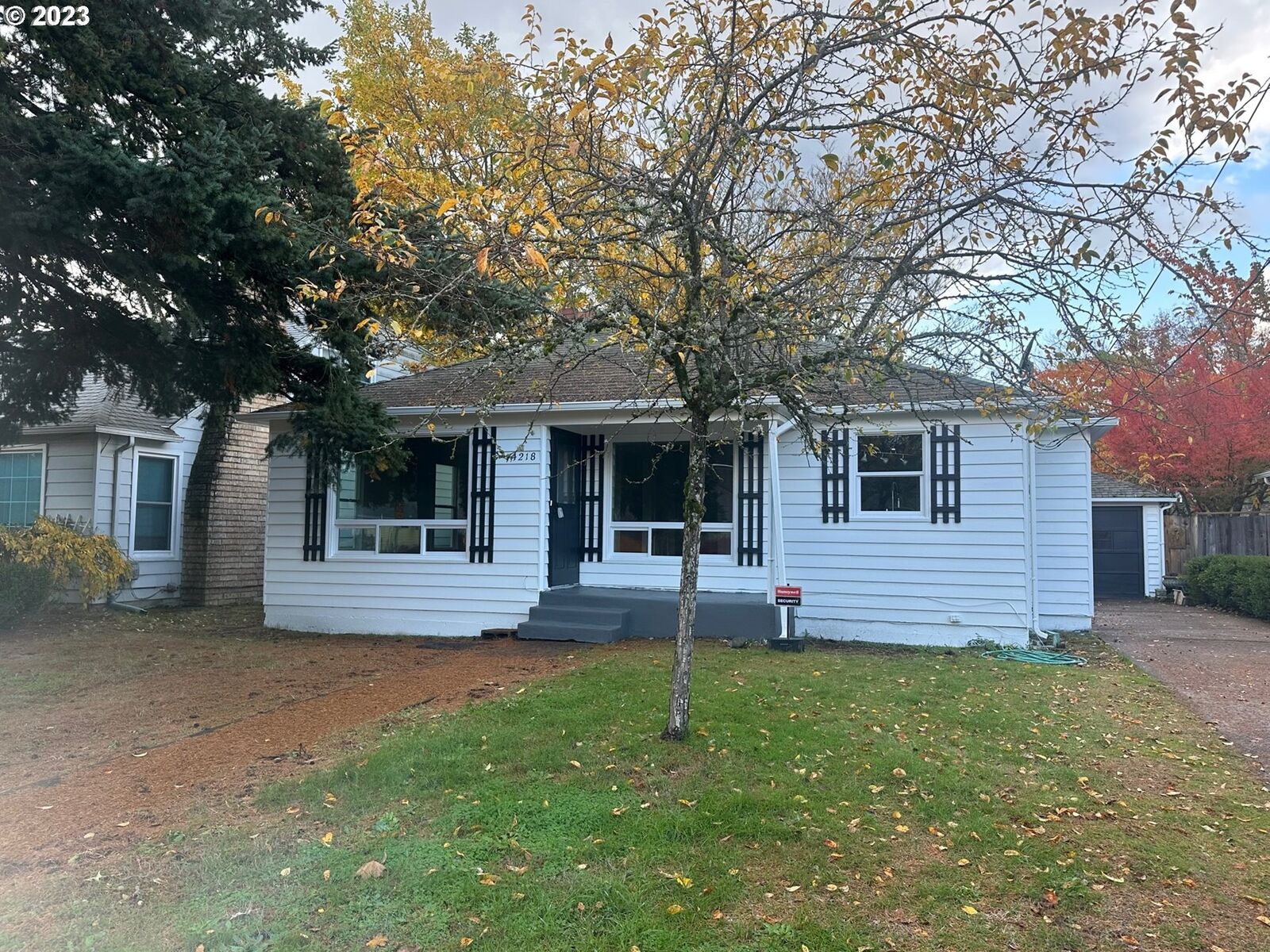 Property Photo: 4218 NW Columbia St WA 98660