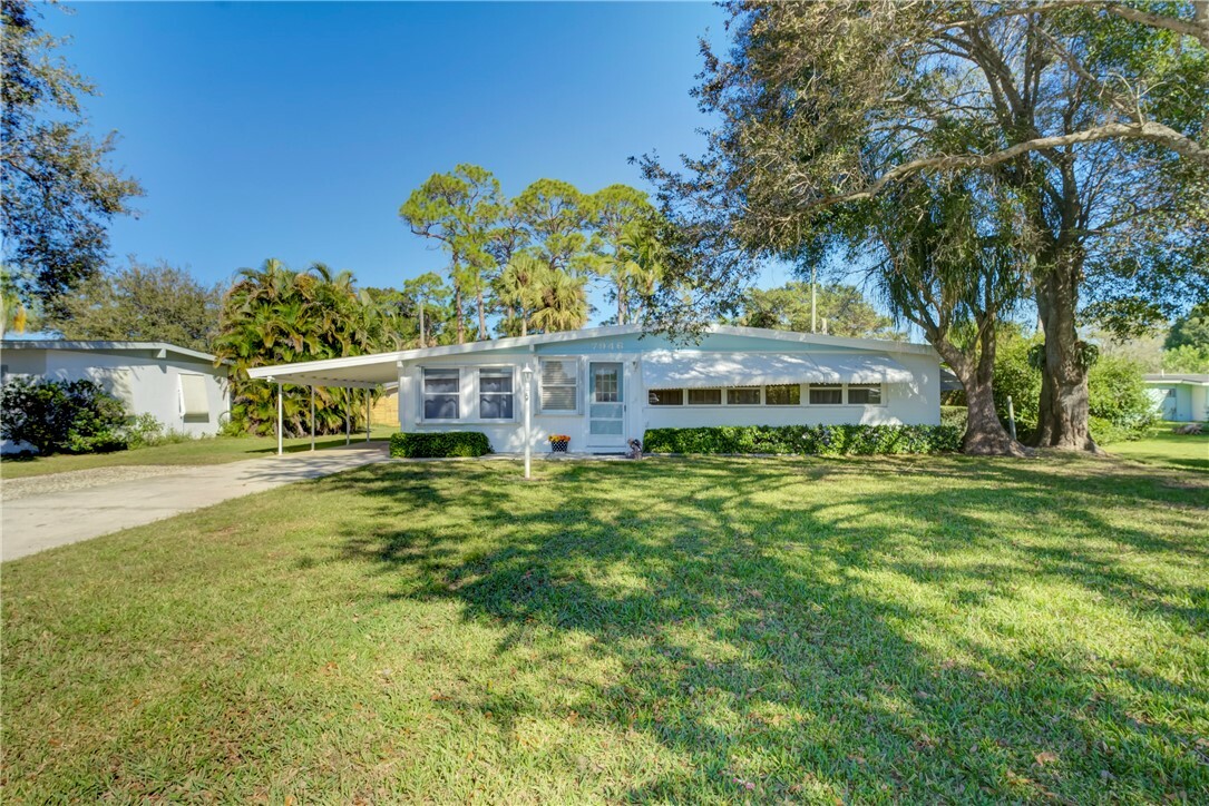 Property Photo:  7946 21st Street  FL 32966 