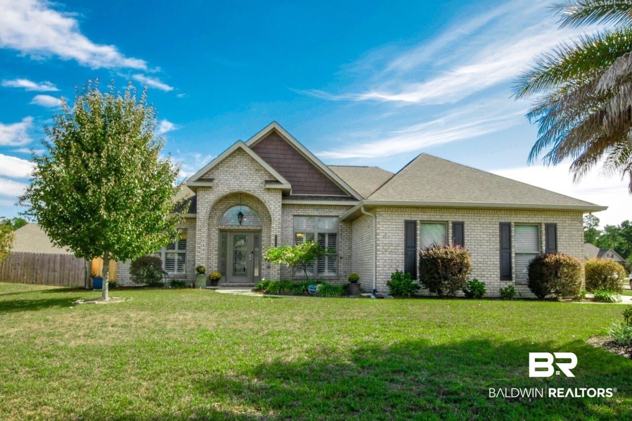 Property Photo: 6074 Cobblestone Court AL 36542