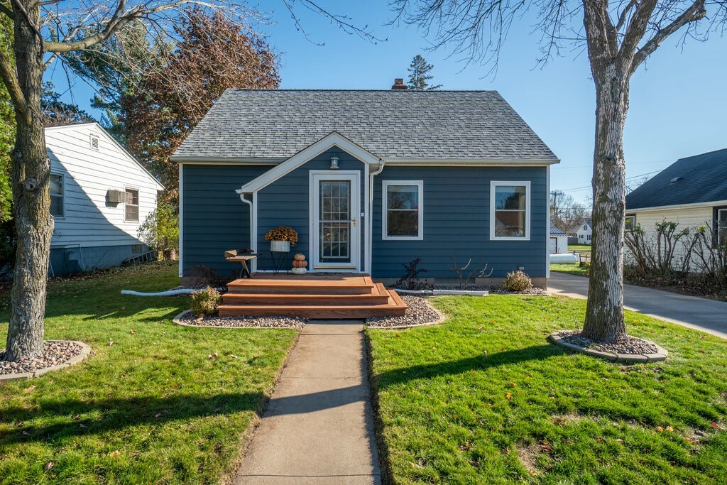 2911 6th Street  Eau Claire WI 54703 photo