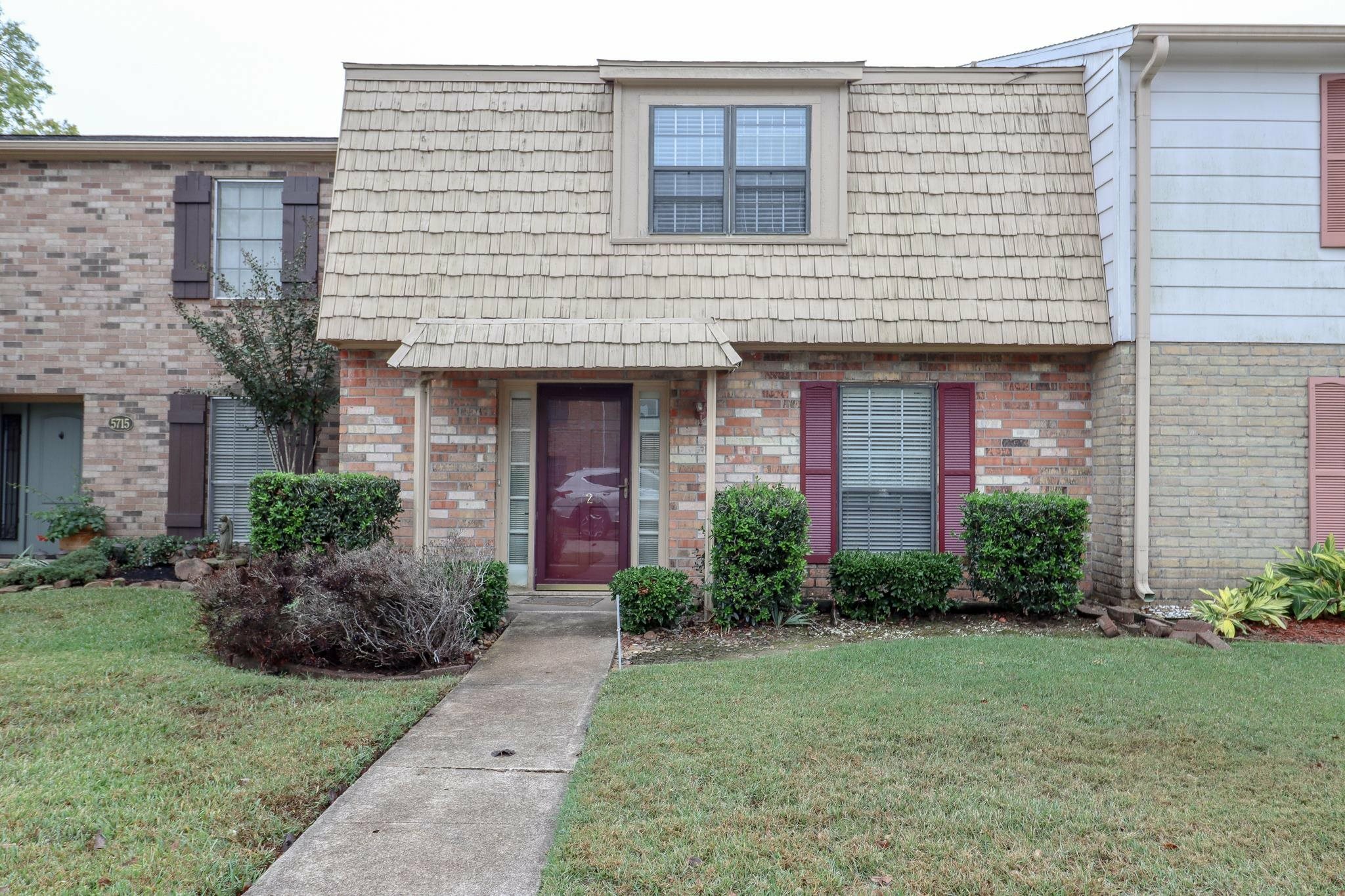 Property Photo:  5725 Townhouse Ln.  TX 77707 