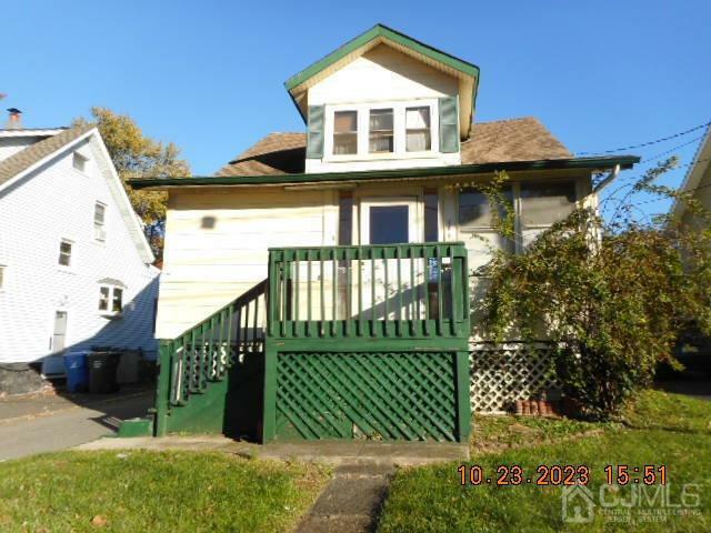 Property Photo:  186 Benjamin Avenue  NJ 08830 