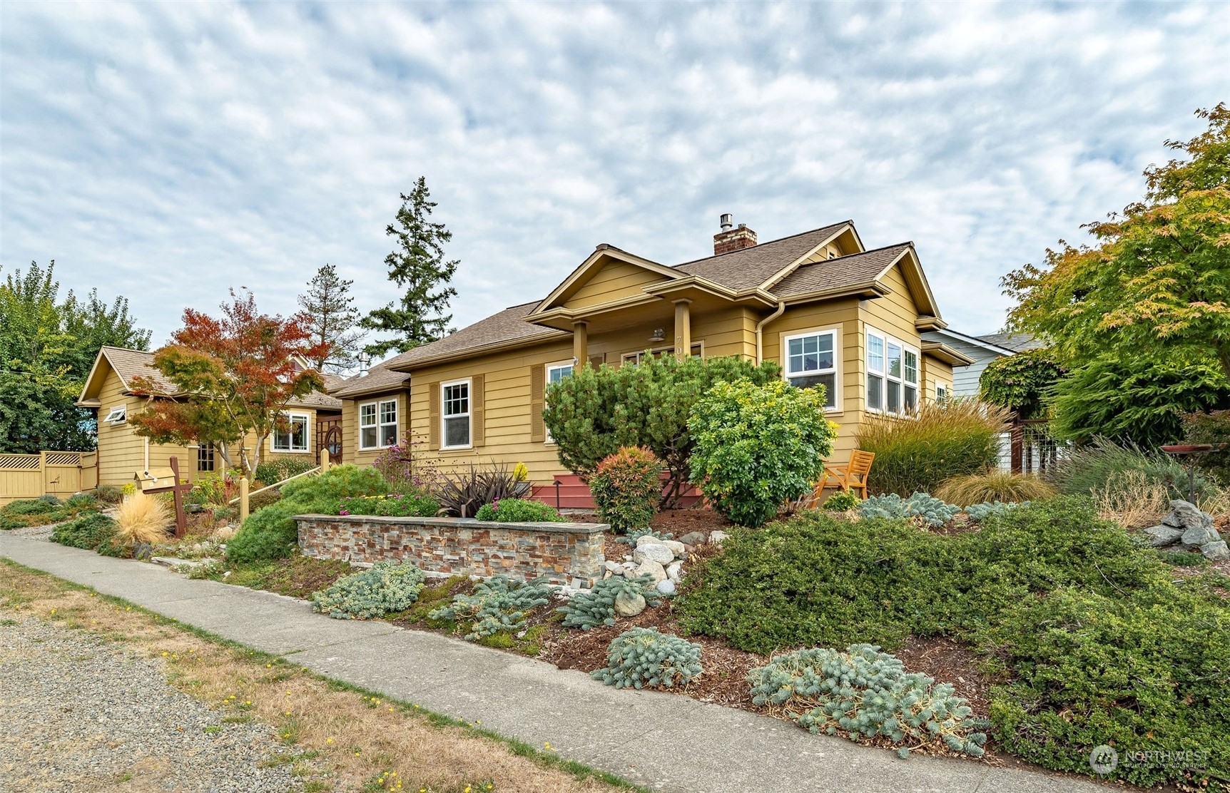 Property Photo:  708 Benton Street  WA 98368 