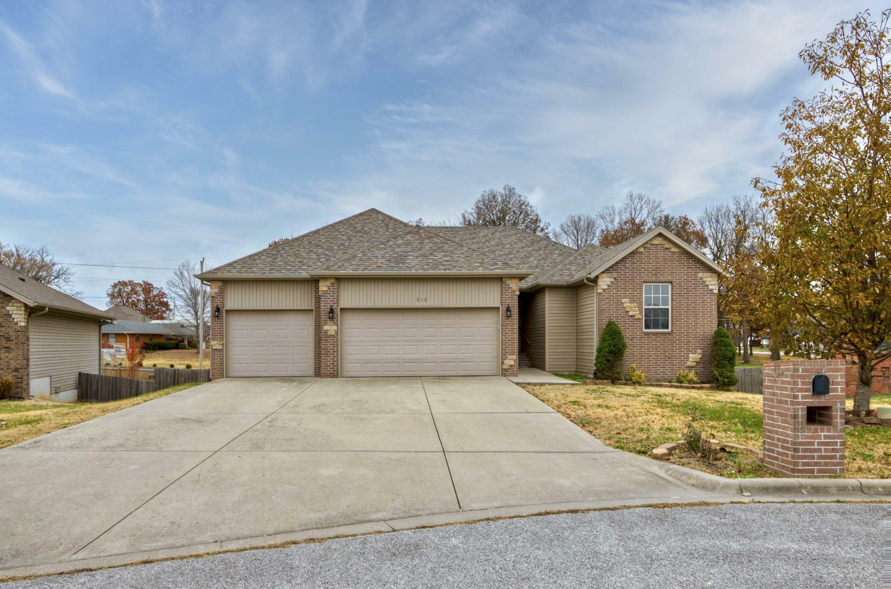 Property Photo:  1262 S Sicily Court  MO 65738 