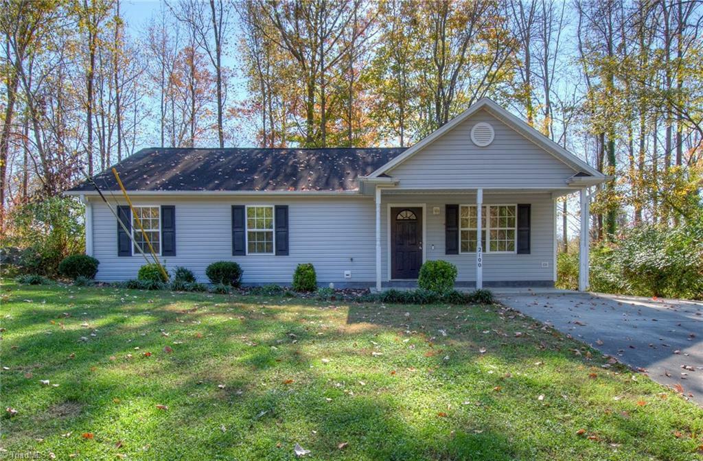 Property Photo: 2100 Westminister Lane NC 27106
