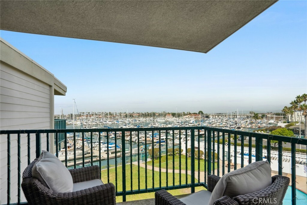 Property Photo:  3101 Peninsula Road 310  CA 93035 