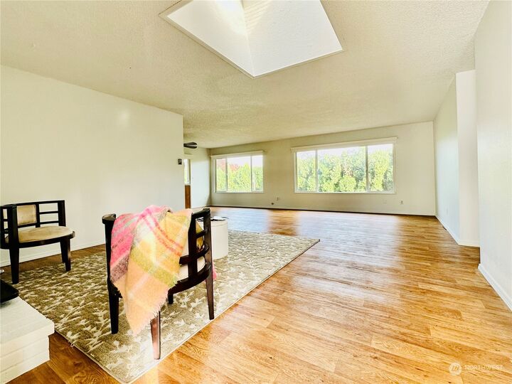 Property Photo:  2131 35th Avenue  WA 98632 