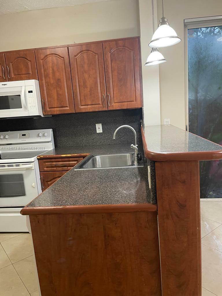21275 NE 8th Pl 7  Miami FL 33179 photo