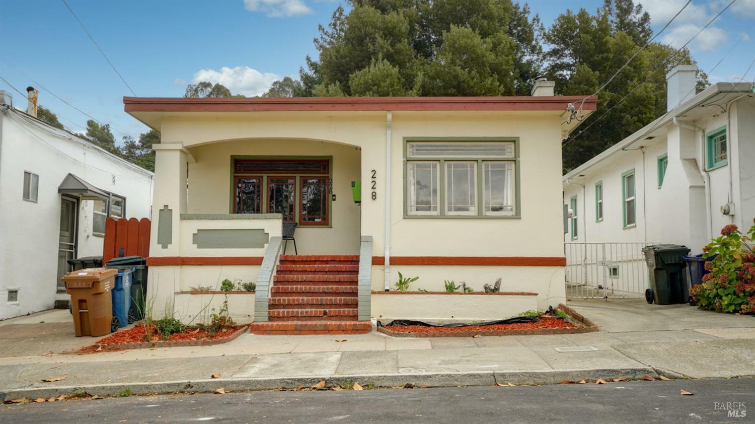 Property Photo:  228 Ward Street  CA 94553 