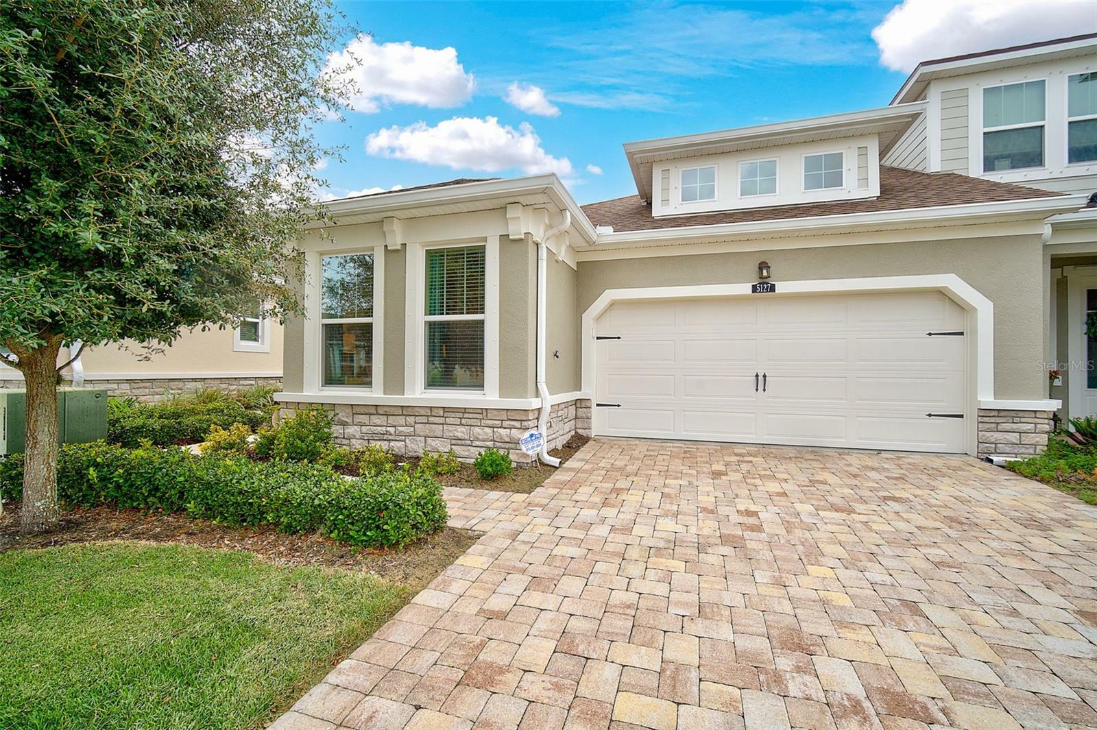 Property Photo:  5127 Flag Street  FL 34232 