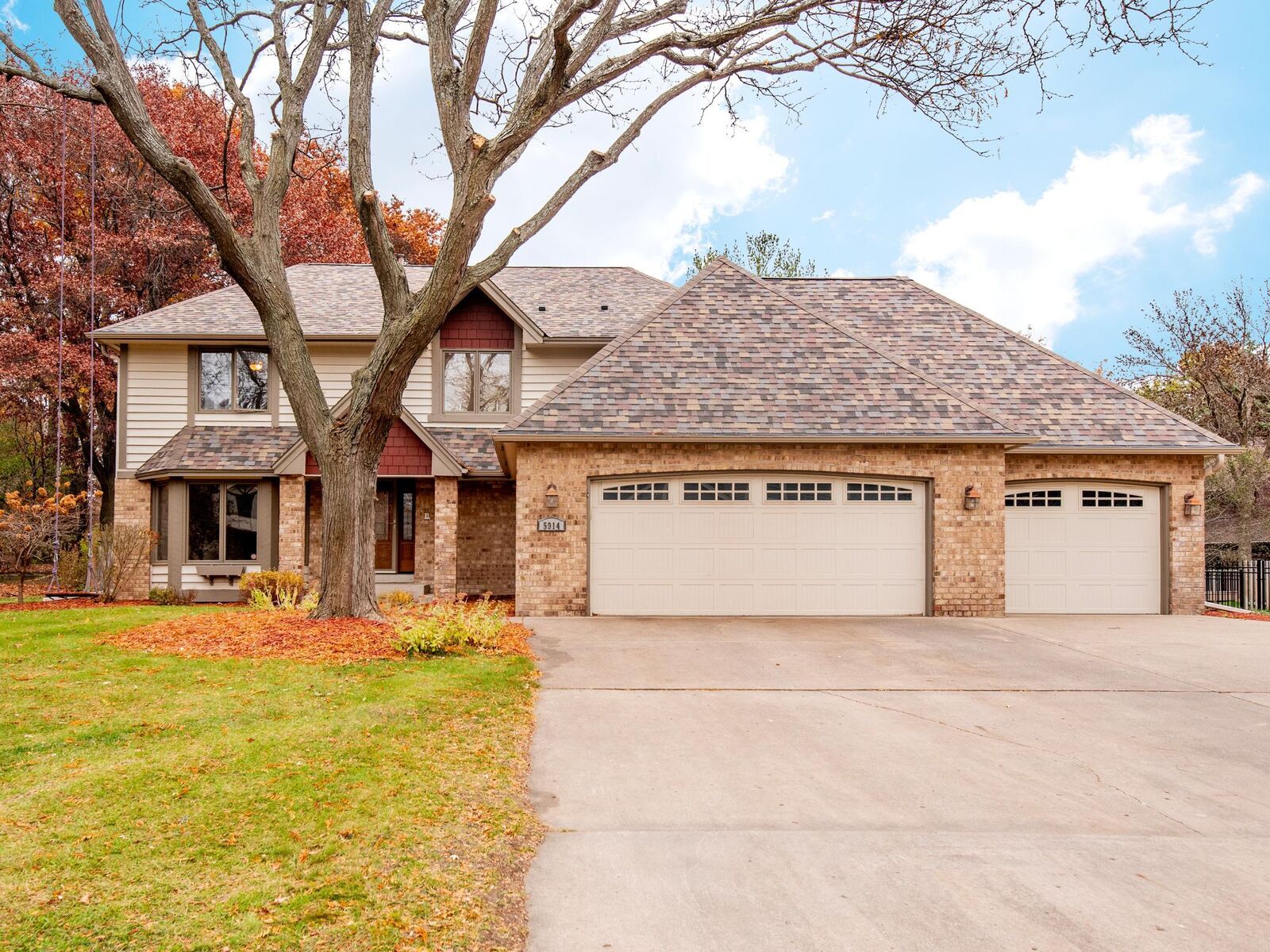 Property Photo:  5914 Churchill Street  MN 55126 