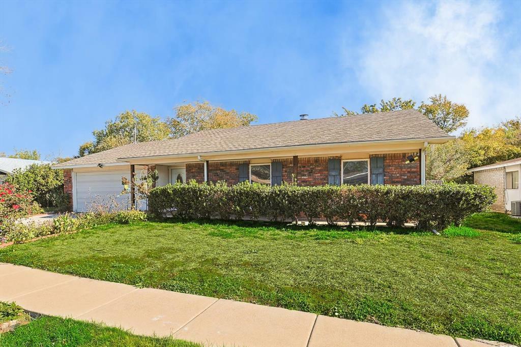 3415 Shea Court  Arlington TX 76014 photo