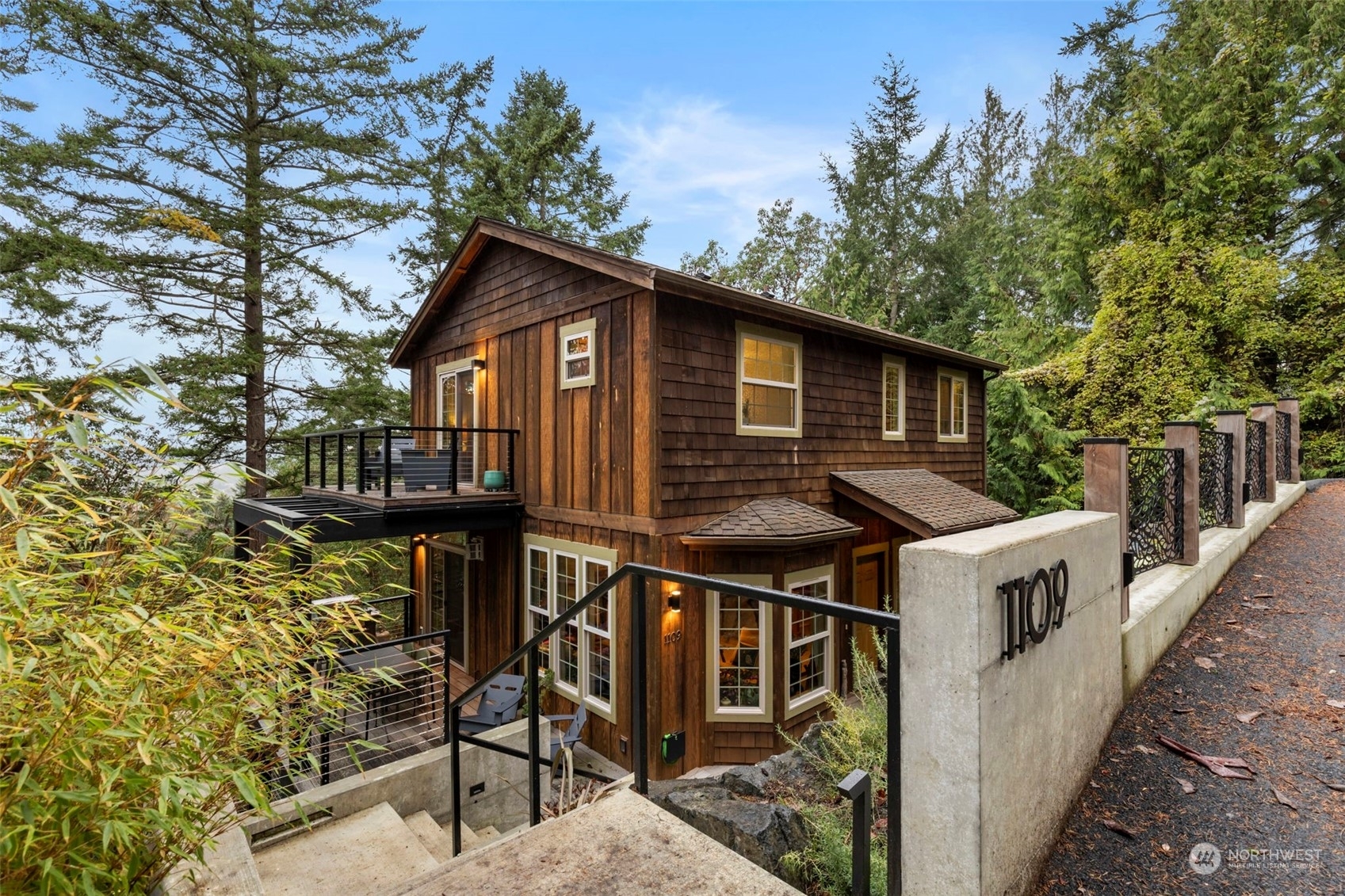 Property Photo:  1109 Maple Street  WA 98368 