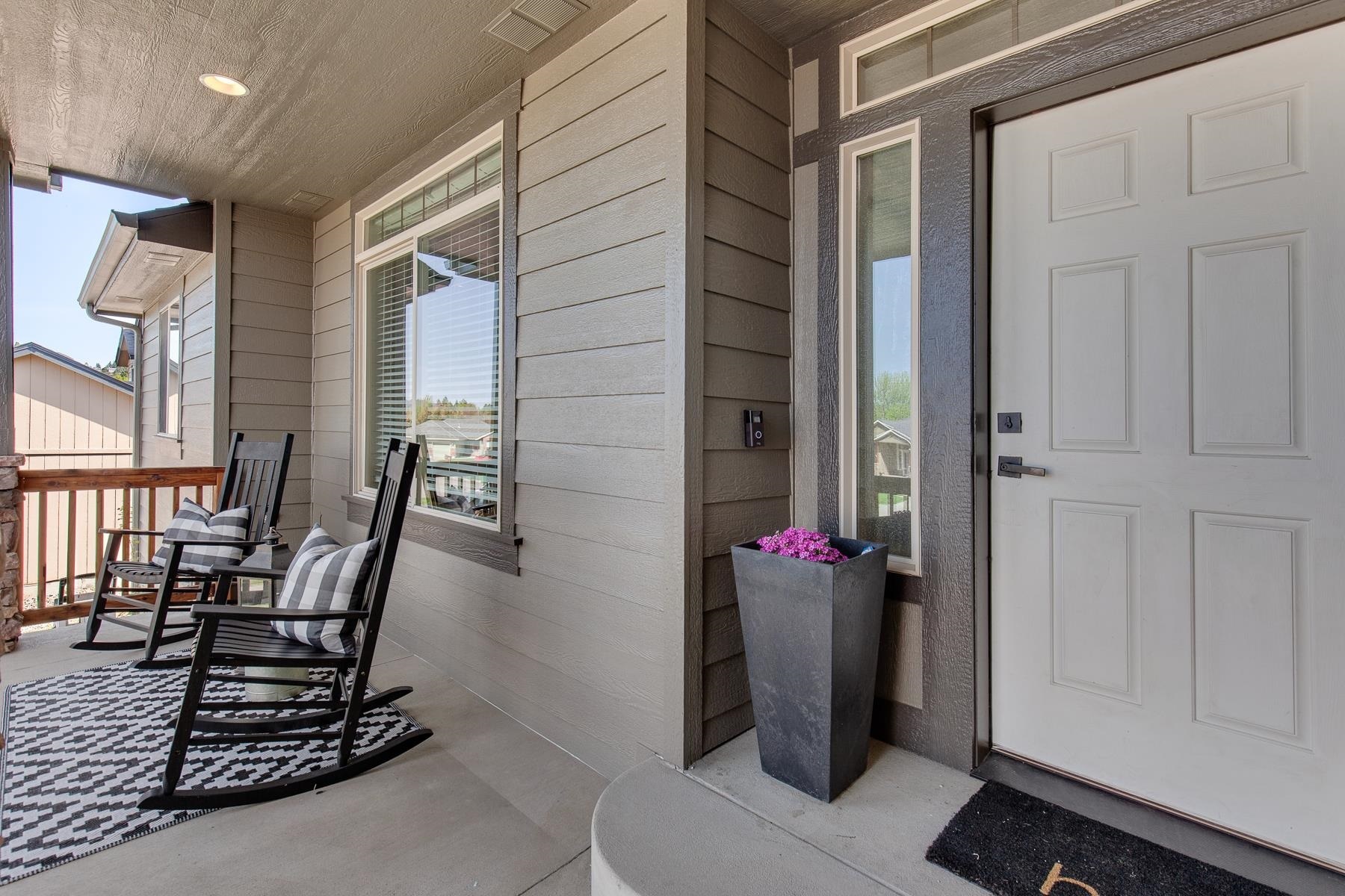 Property Photo: 9106 N James Ct WA 99208
