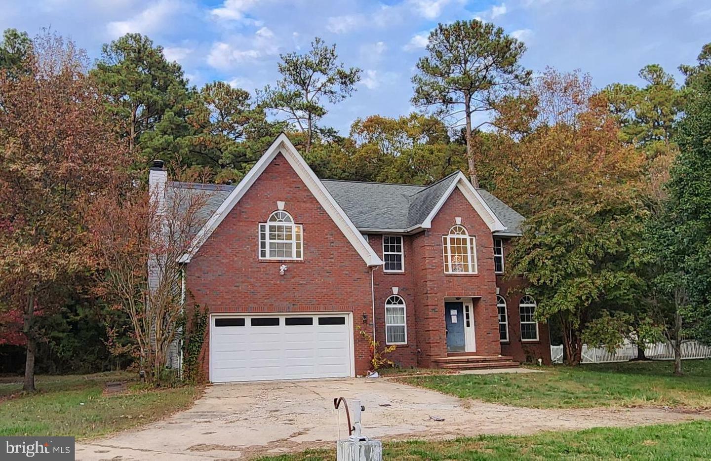 Property Photo:  45192 Loblolly Court  MD 20690 