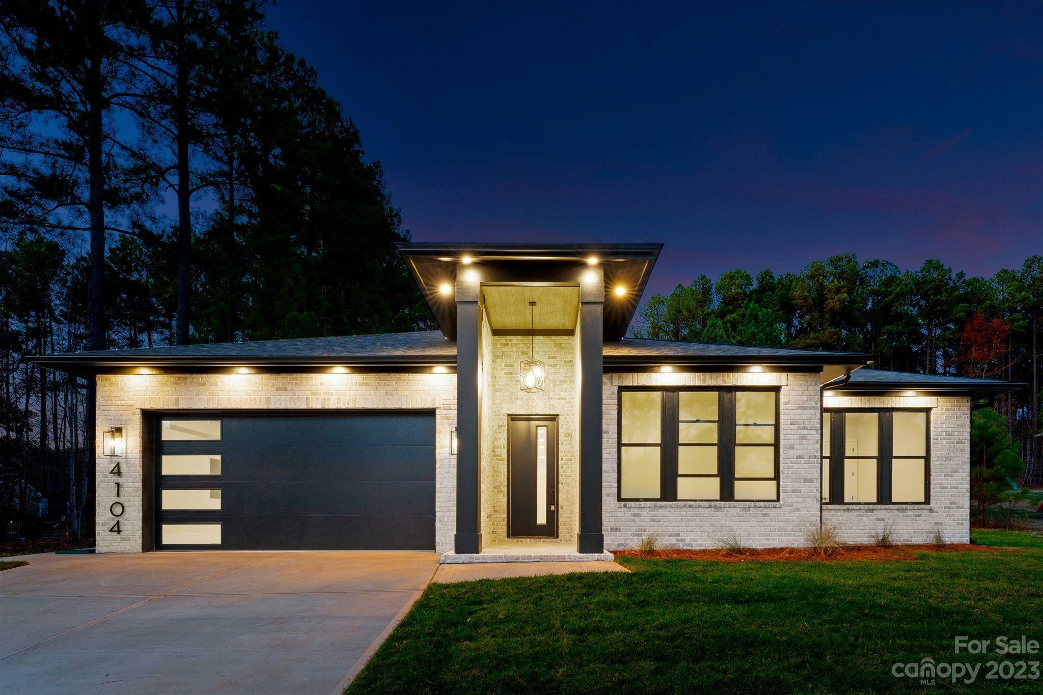 Property Photo: 10616 Old Camden Road NC 28107