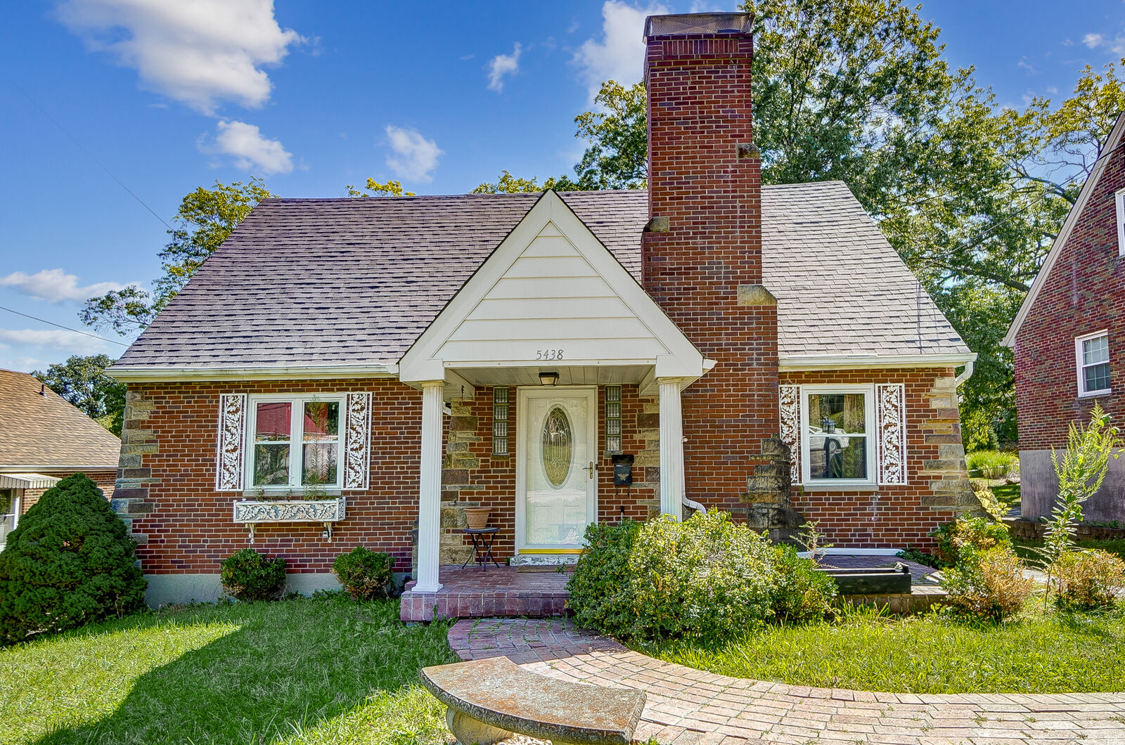 Property Photo:  5438 Vogel Rd  OH 45239 