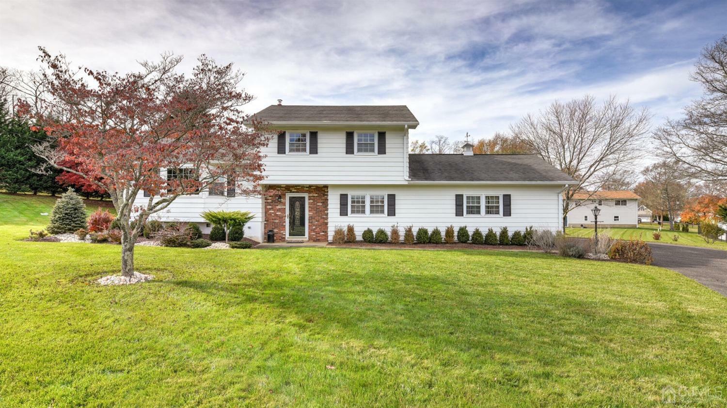 5 Travis Court  Monroe NJ 08831 photo