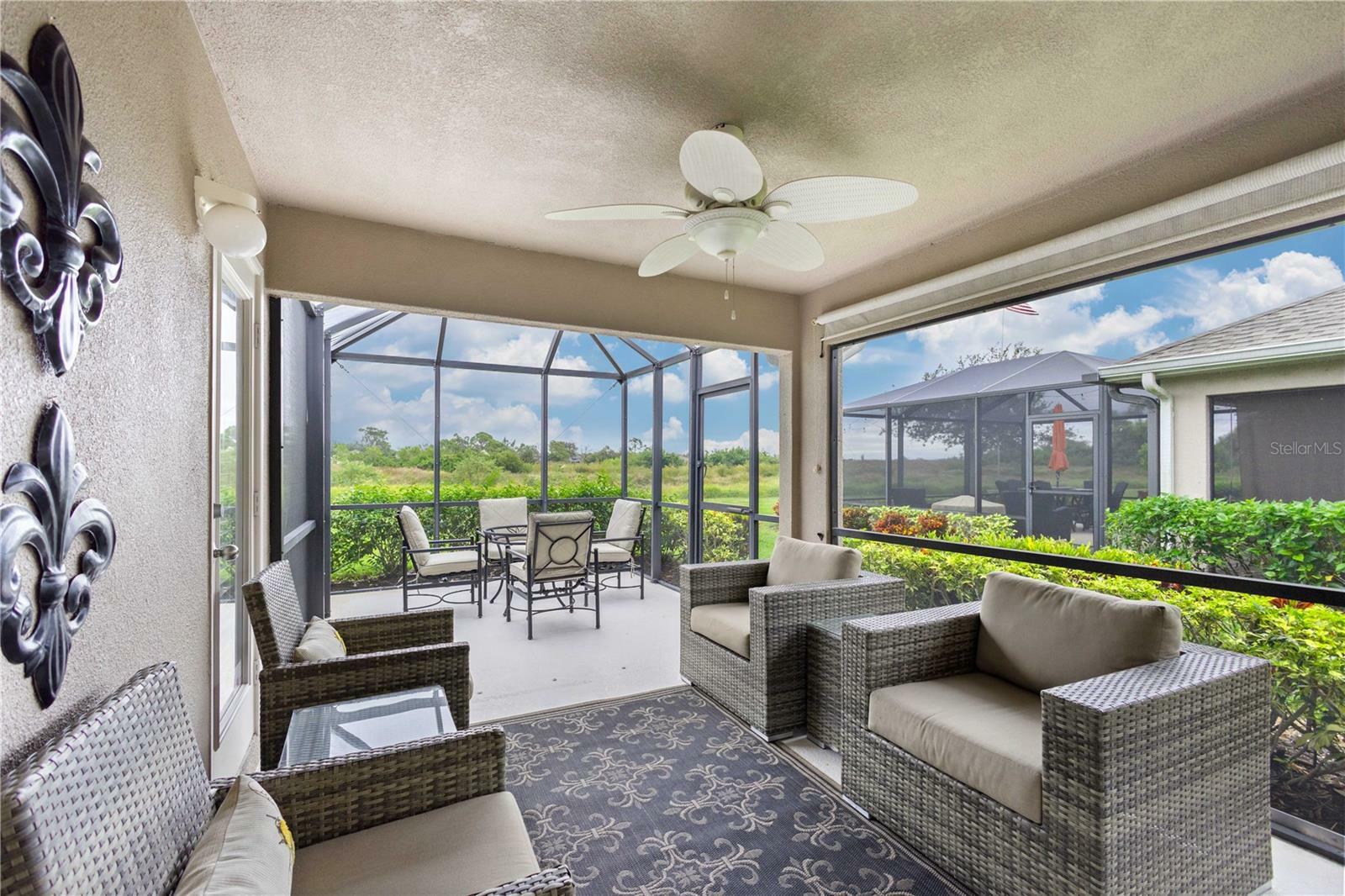 Property Photo: 3518 Lakewood Boulevard FL 34287