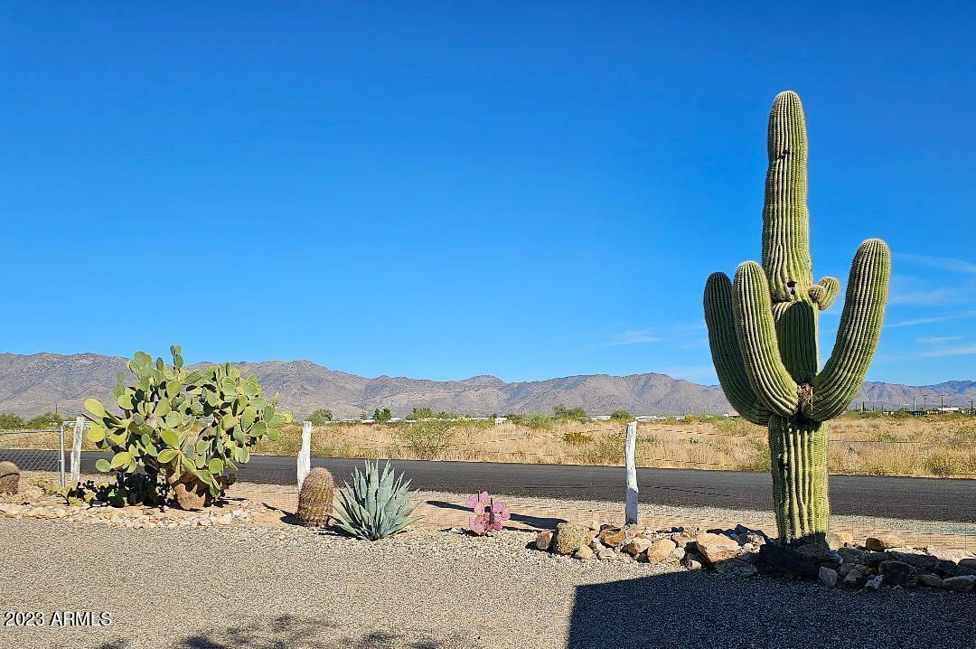 Property Photo:  22515 W Pacific Street  AZ 85332 