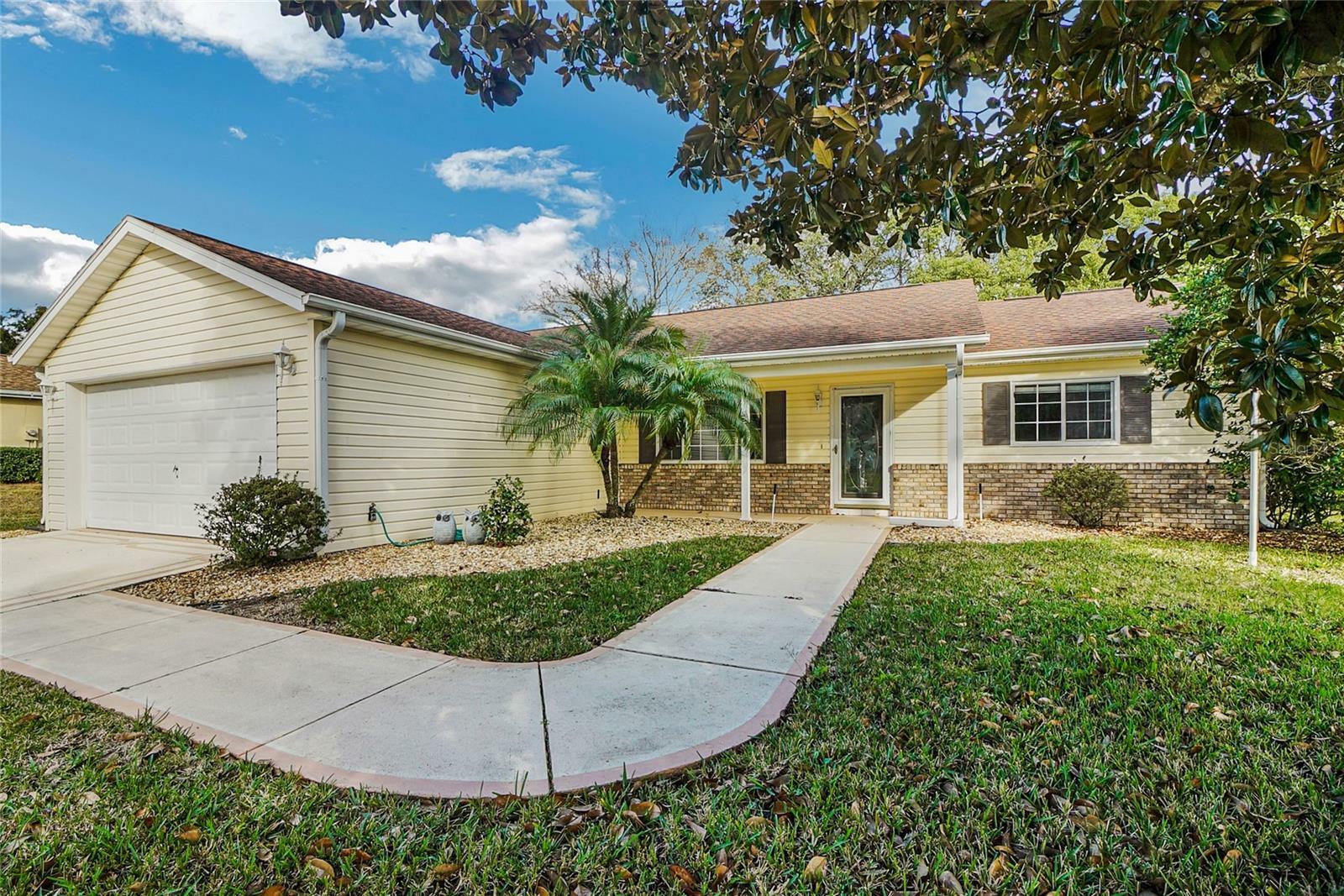 Property Photo:  13699 SE 89th Court  FL 34491 