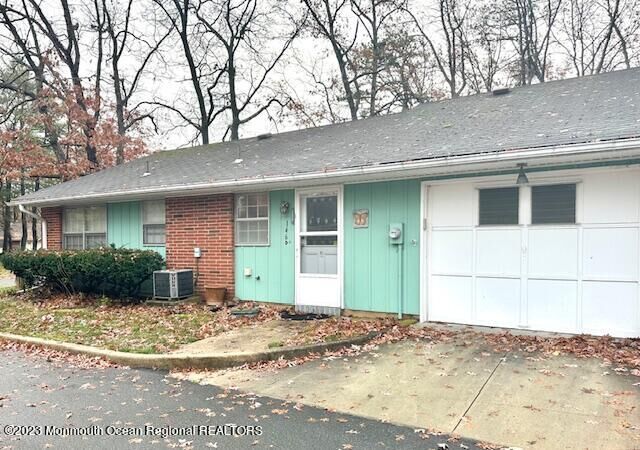 Property Photo:  146D Farrington Court  NJ 08701 