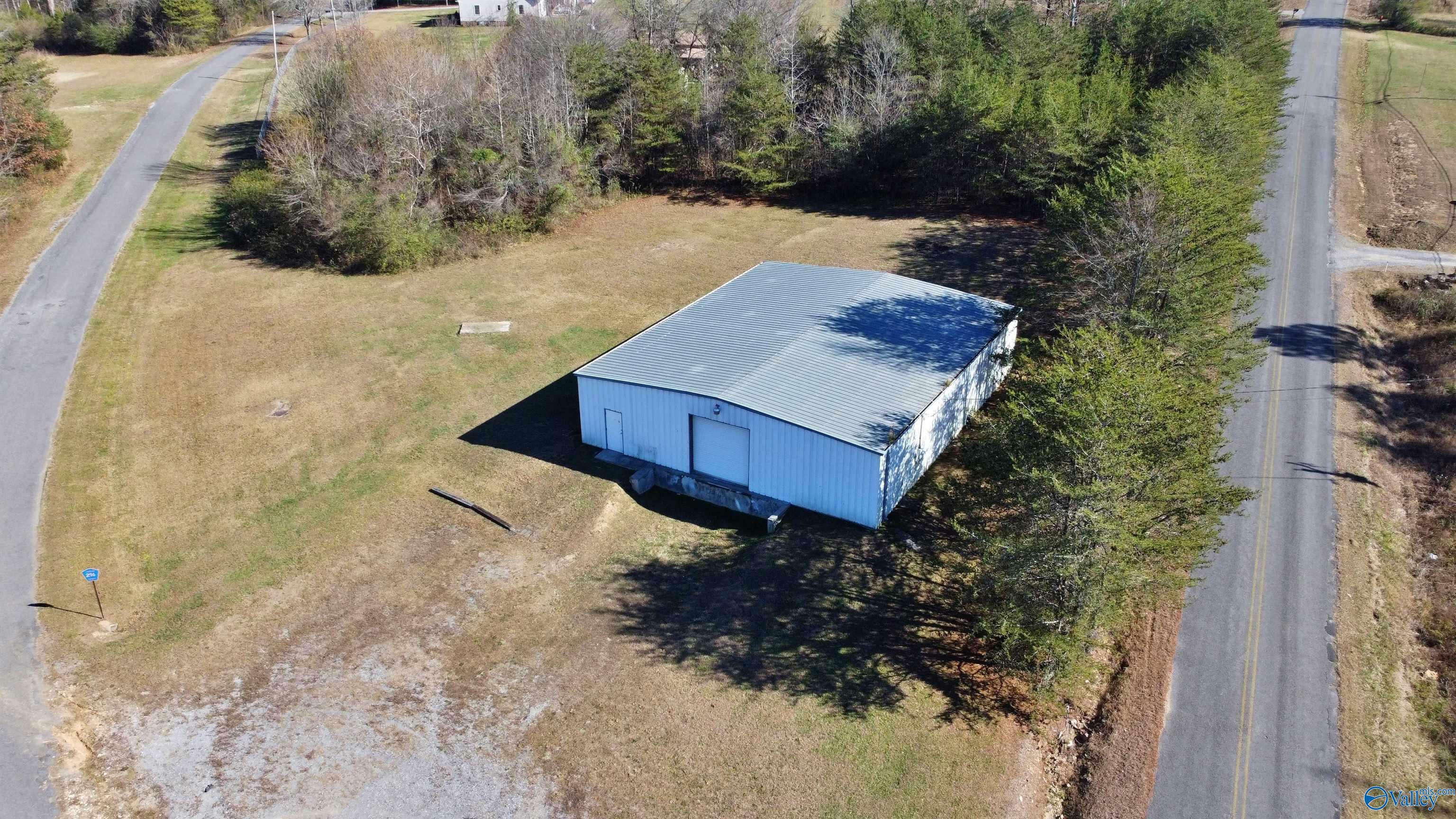 Property Photo:  600 County Road 296  AL 35958 