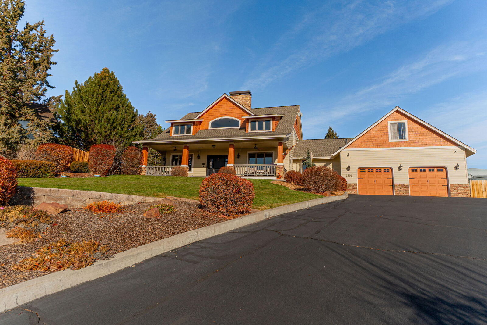 Property Photo: 3342 SW Xero Court OR 97756