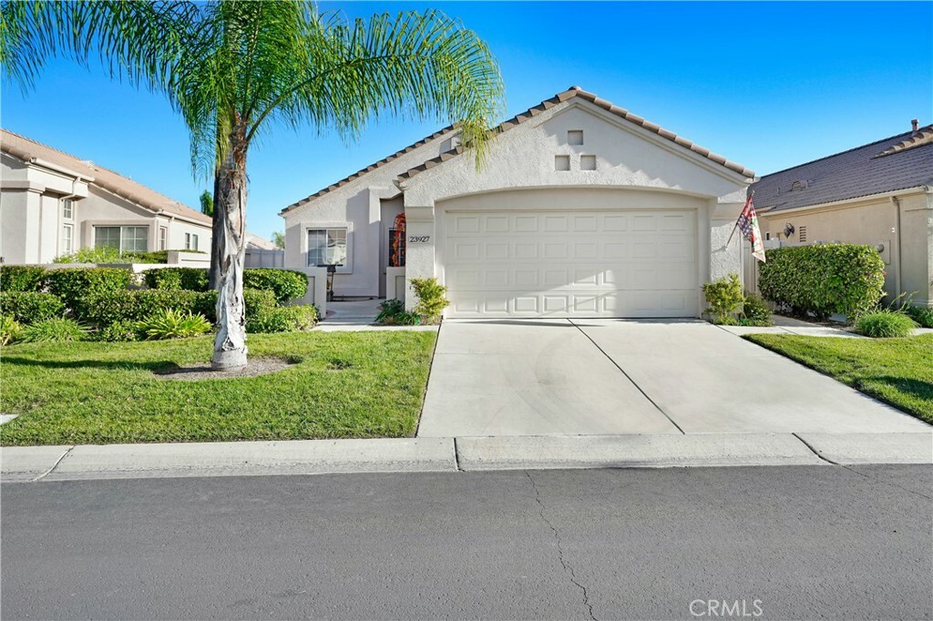 Property Photo:  23927 Corte Cajan  CA 92562 