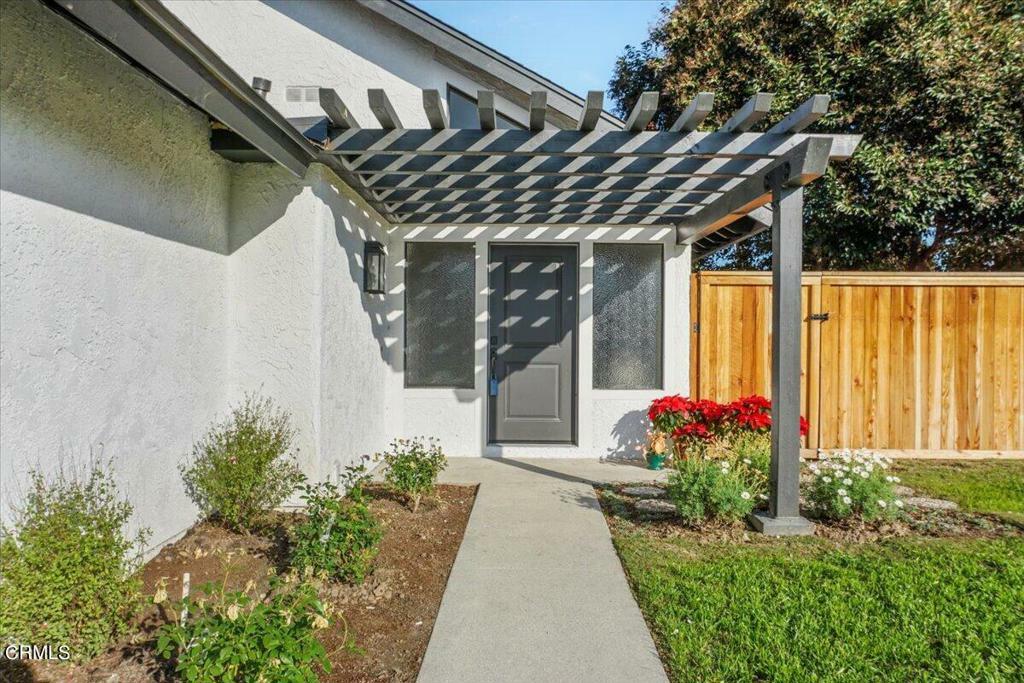 Property Photo:  2267 Ascot Place  CA 93010 