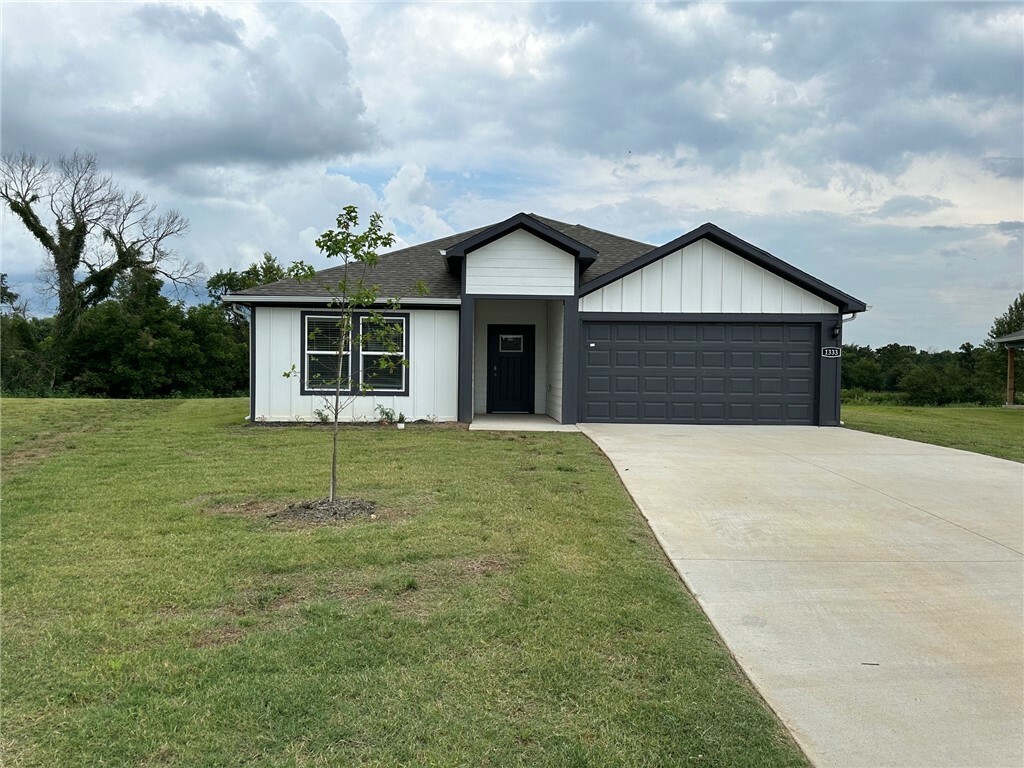 1333 Chavis Street  Gentry AR 72734 photo