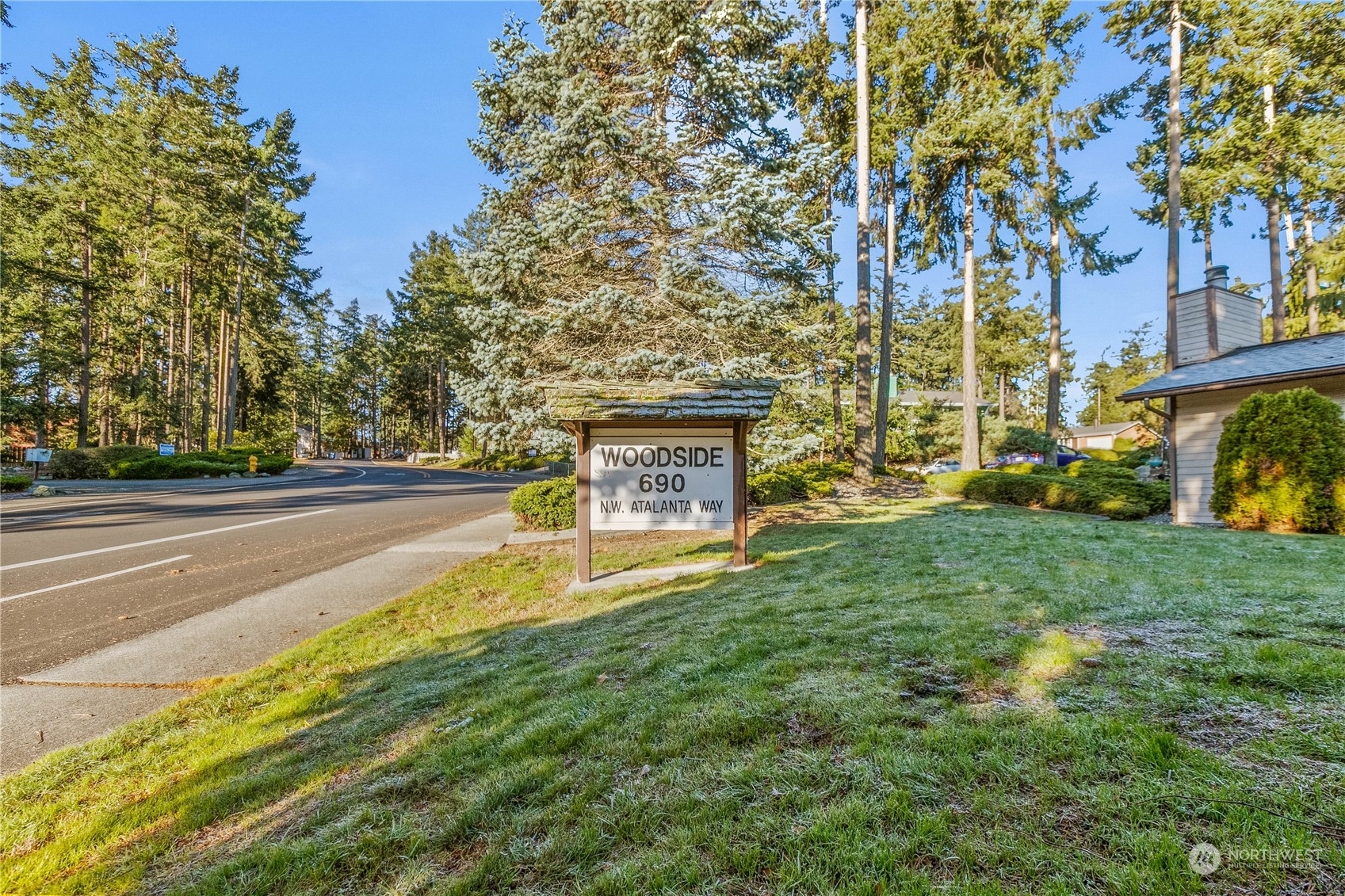 Property Photo: 690 NW Atalanta Way B8 WA 98277