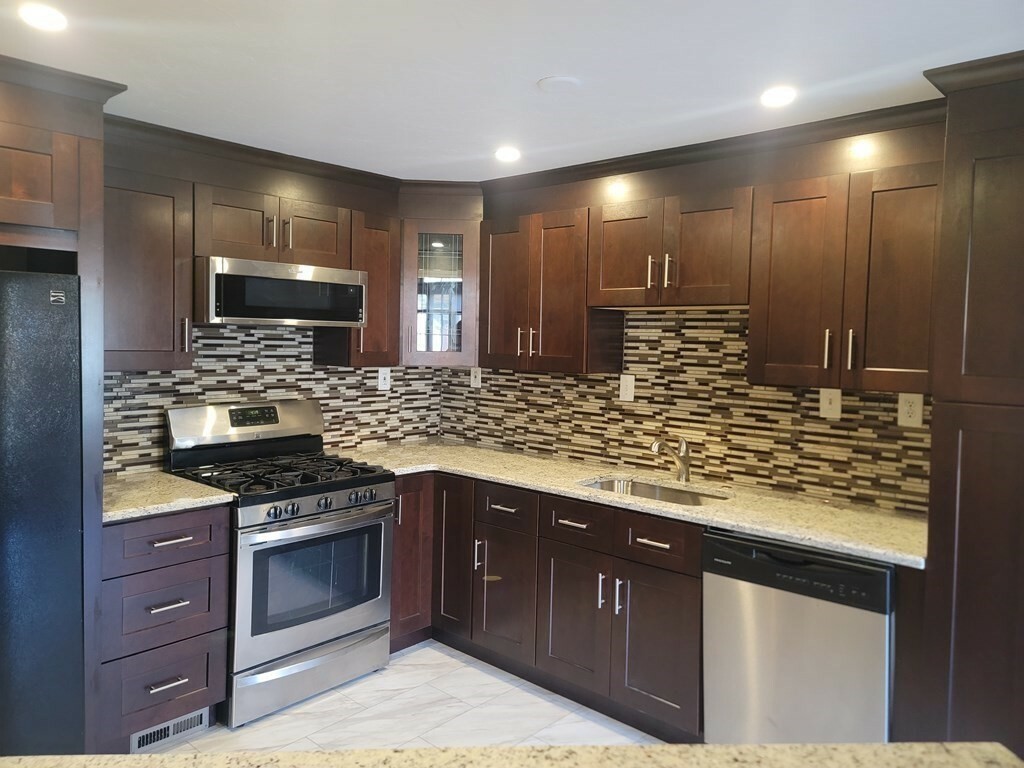 Property Photo: 237 South St 44 MA 01545