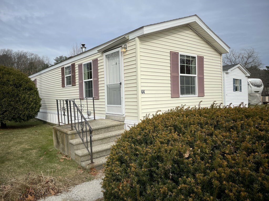 Property Photo:  751 Washington St 44  MA 01501 