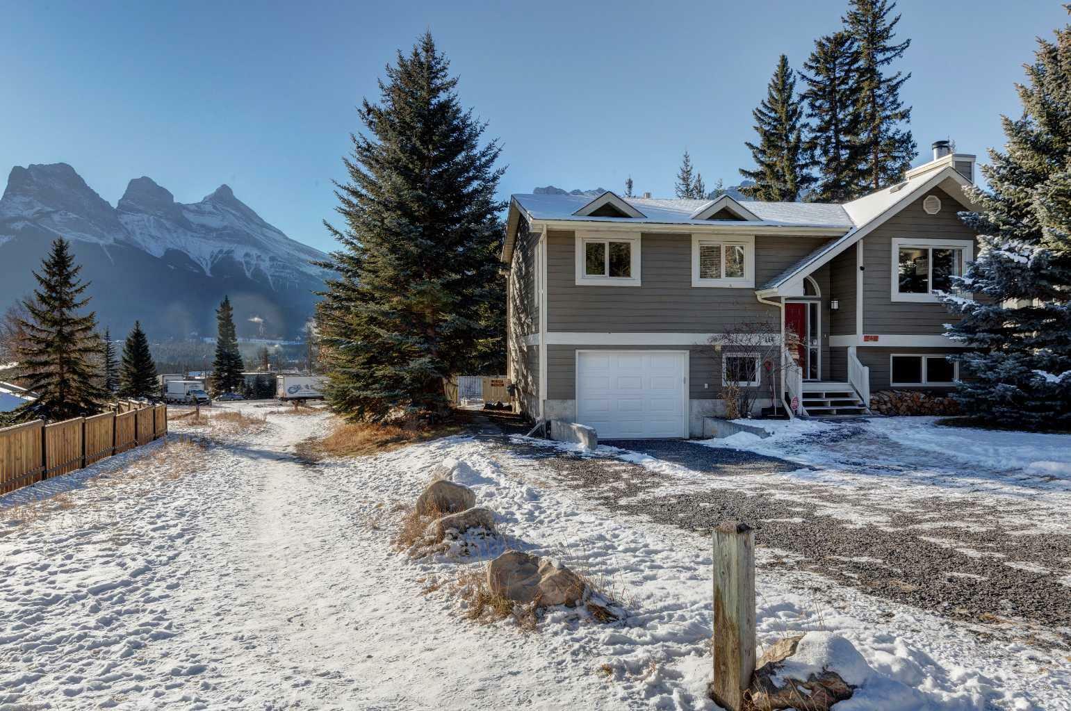 116 Grotto Terrace  Canmore AB T1W1H1 photo