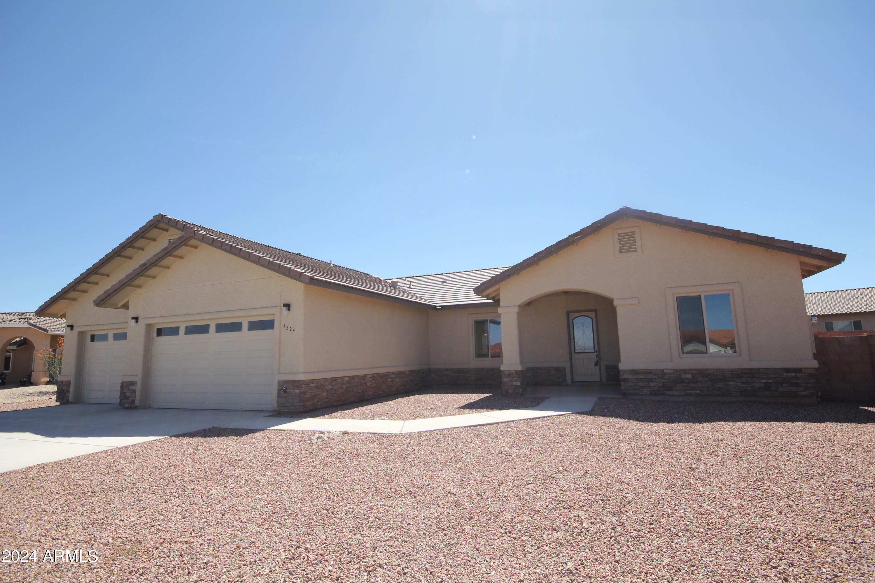 Property Photo:  4224 S Crape Myrtle Court  AZ 85650 