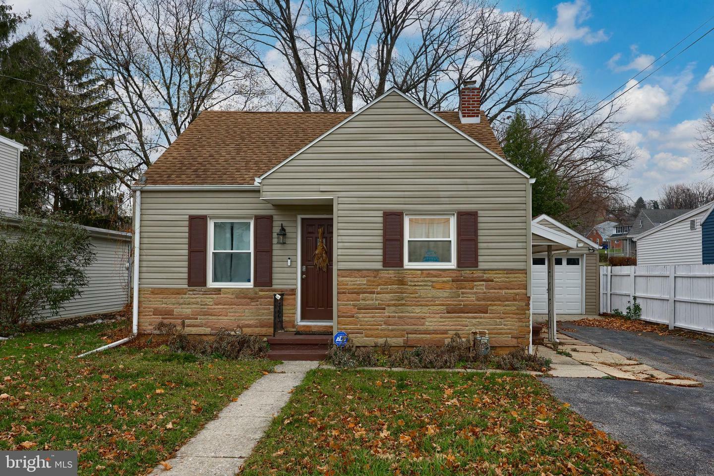 Property Photo:  2601 Northland Avenue  PA 17406 