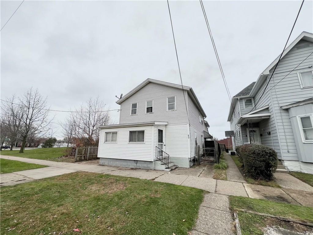 Property Photo:  912 E 10th Street  PA 16503 