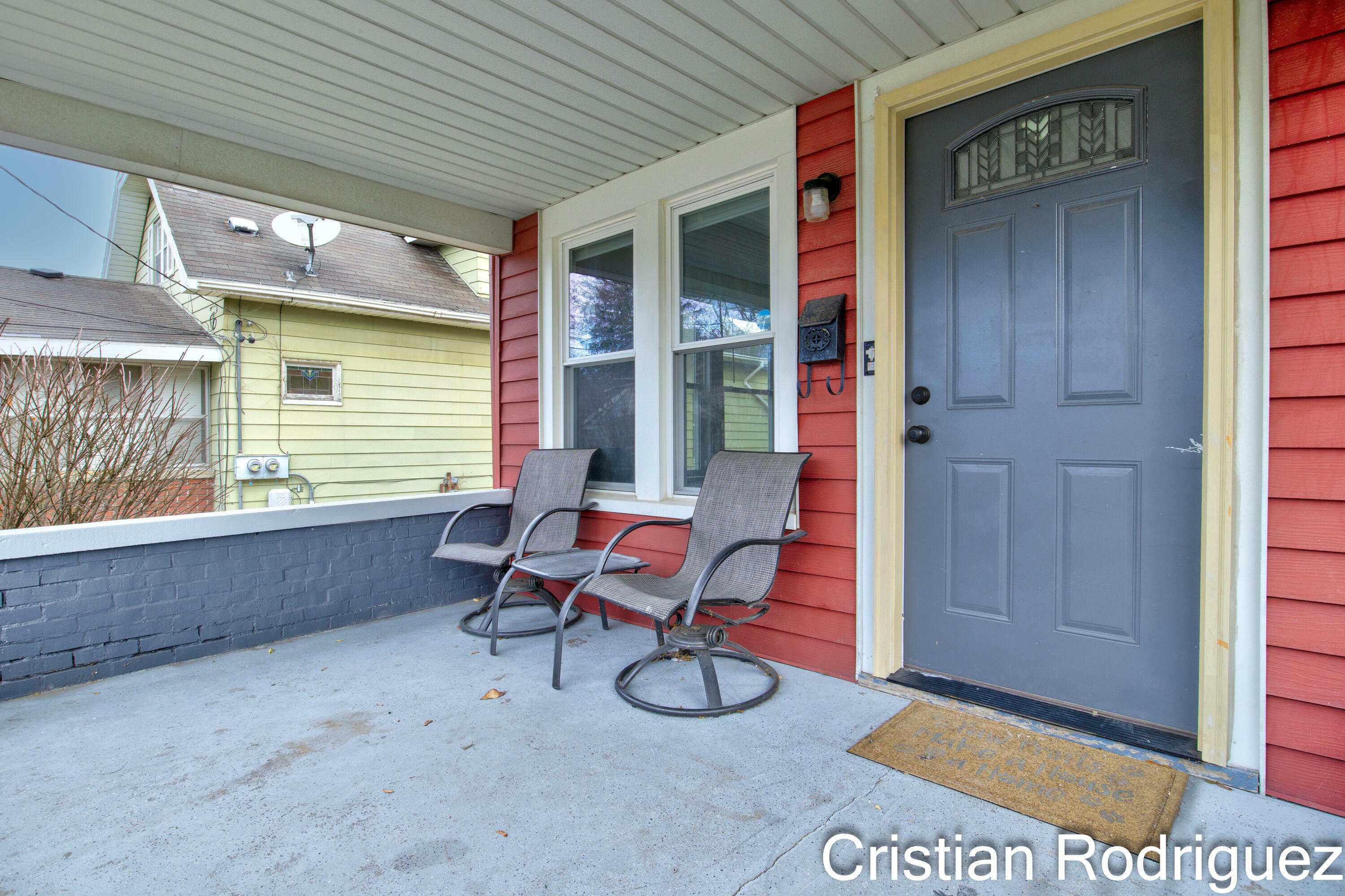 Property Photo:  1664 Wendler Avenue SW  MI 49509 