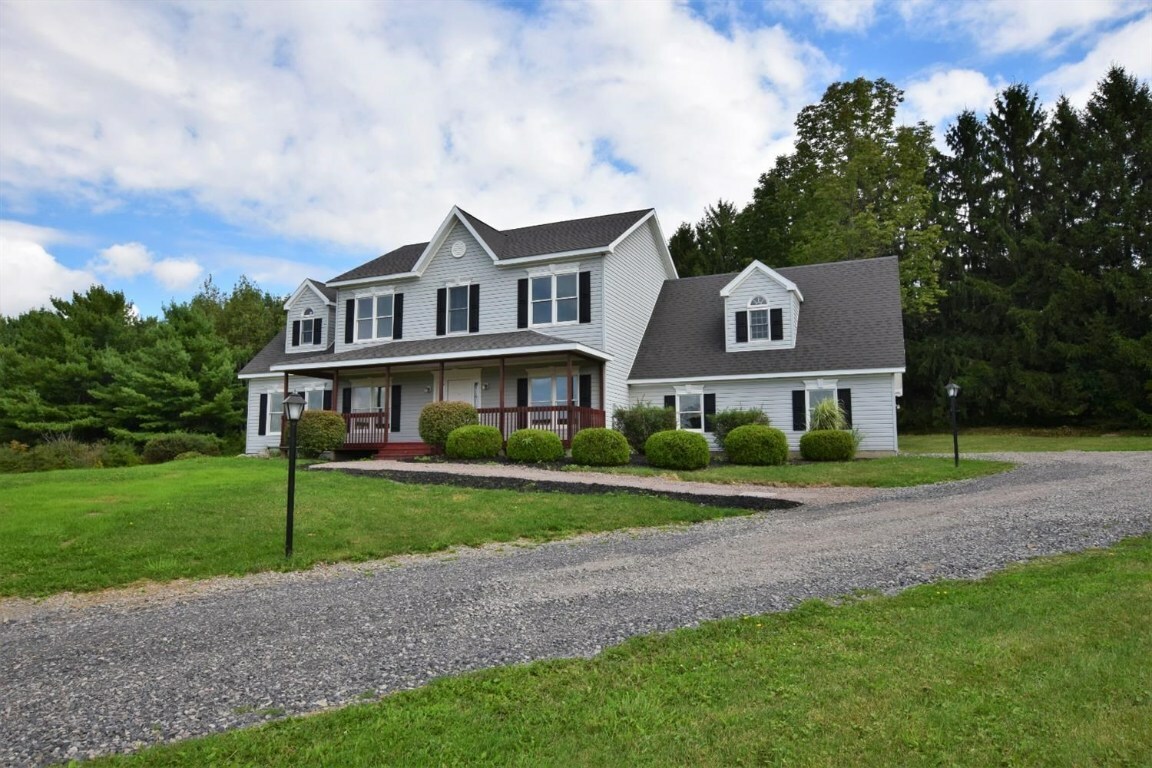 Property Photo:  6 Aidans Lane  NY 14850 