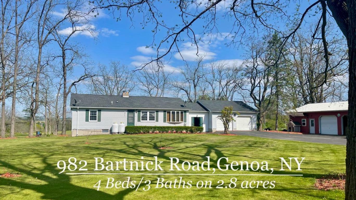 Property Photo:  982 Bartnick  NY 13071 