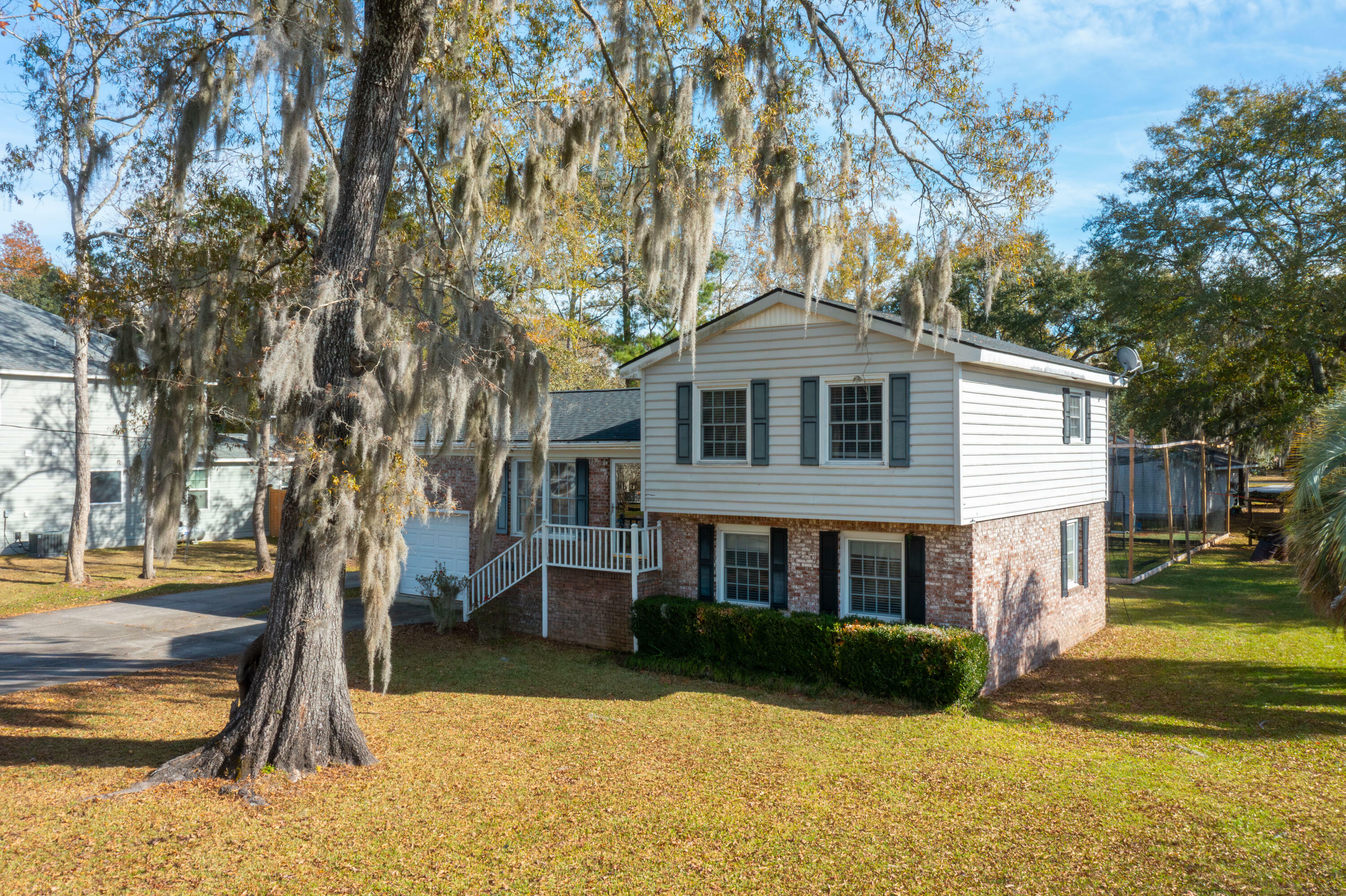 Property Photo:  1704 Blue Heron Avenue  SC 29461 