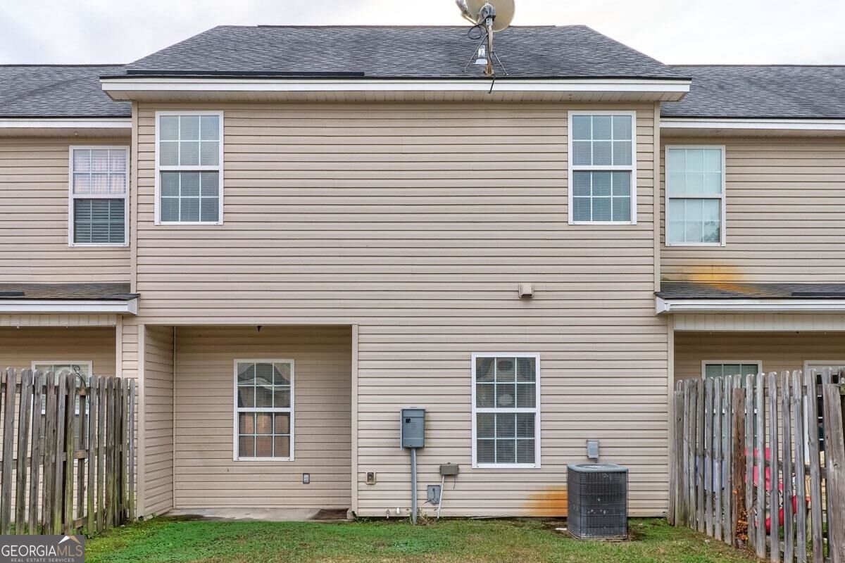 Property Photo:  113 Barfield Way  GA 31326