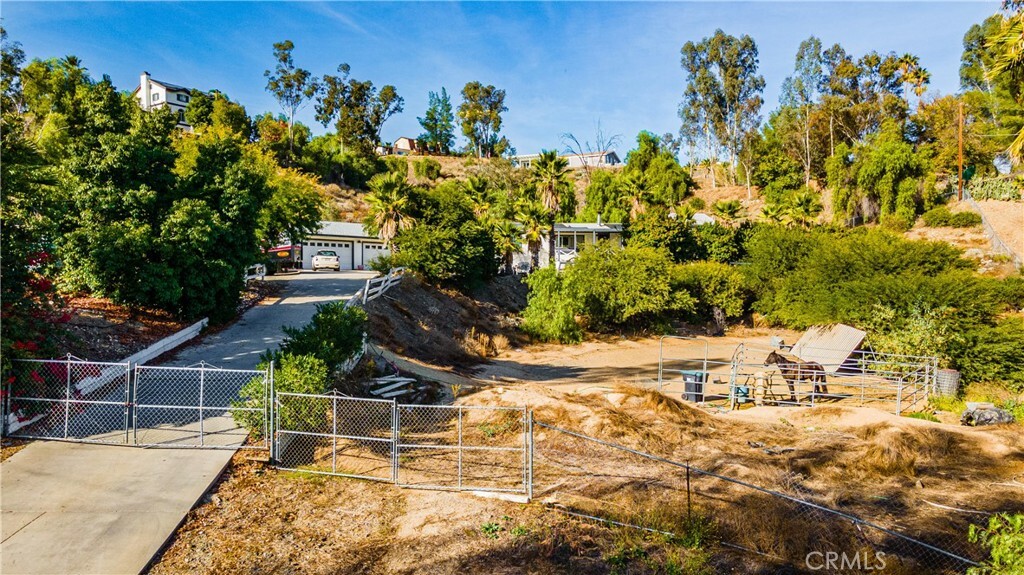 Property Photo:  24280 Conejo Drive  CA 92587 