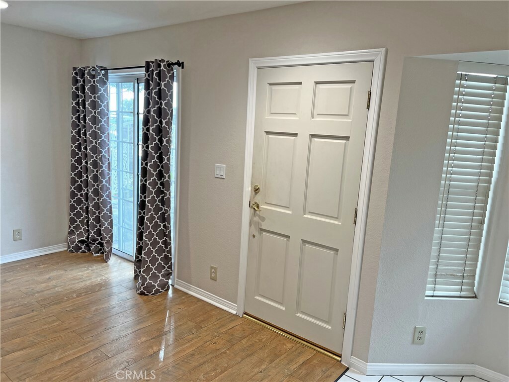 Property Photo:  10418 Bogardus Avenue 2  CA 90603 